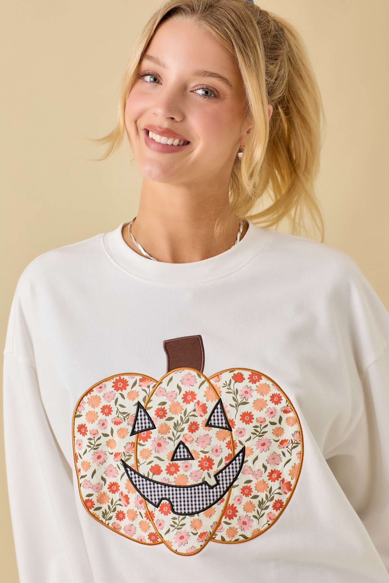 Hazy Daisy Halloween Sweatshirt (S-L)