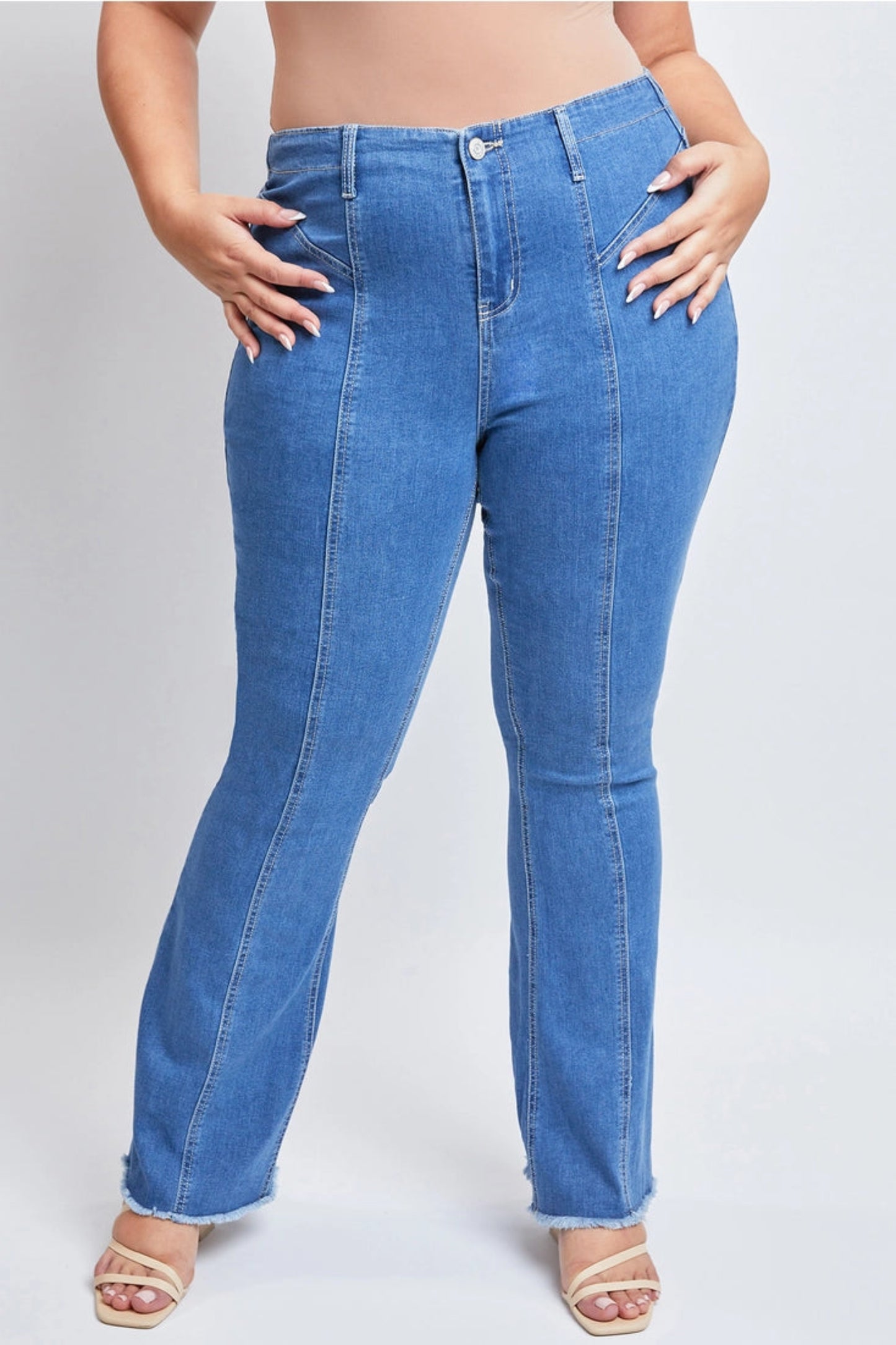 Retro Daisy Denim Flare Jeans (14-24)