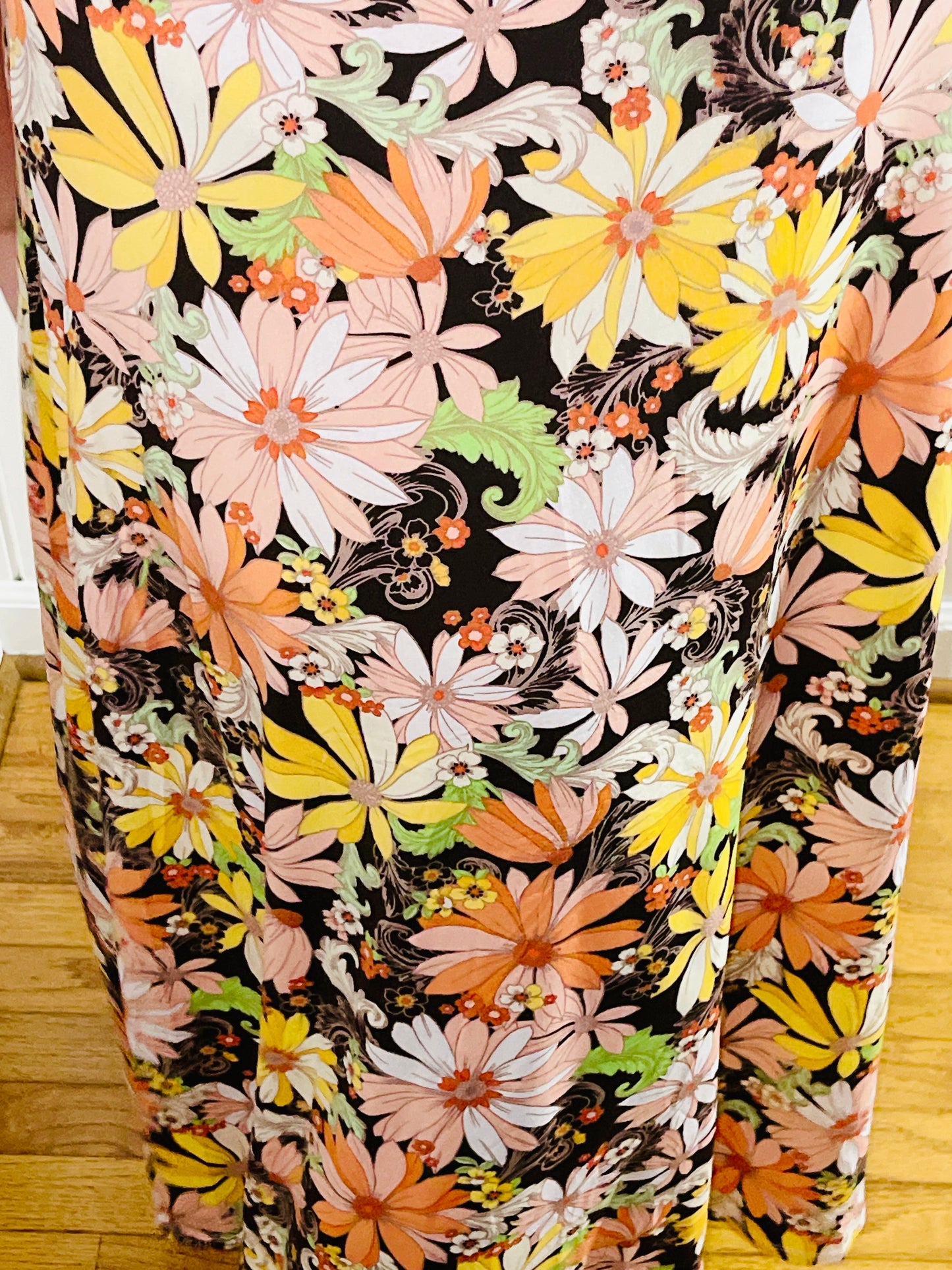 70’s Disco Daisy Floral Maxi Dress (S-L)
