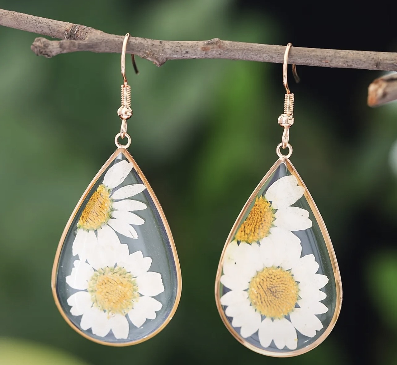 Daisy Drop Earrings