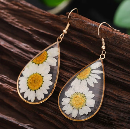 Daisy Drop Earrings