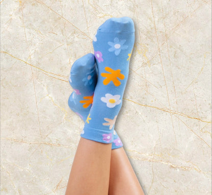 Color Me Daisy Socks