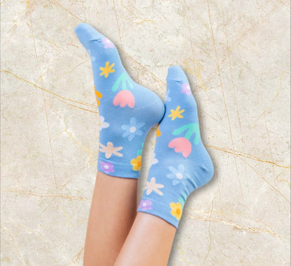 Color Me Daisy Socks